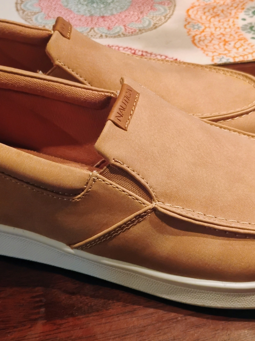 Nautica Men's Size 9 Light Brown Slip-On Loafers NWOT